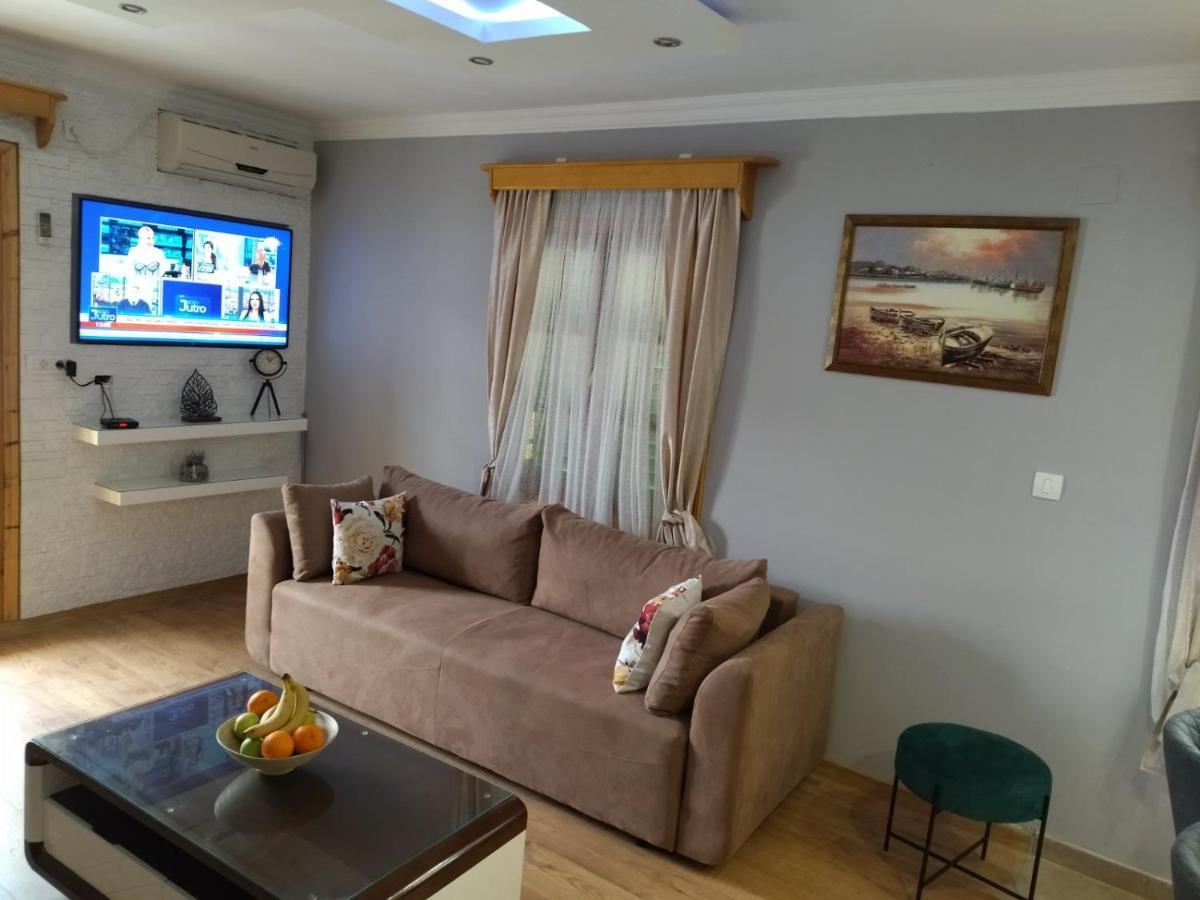 Apartment Ksenija コトル エクステリア 写真