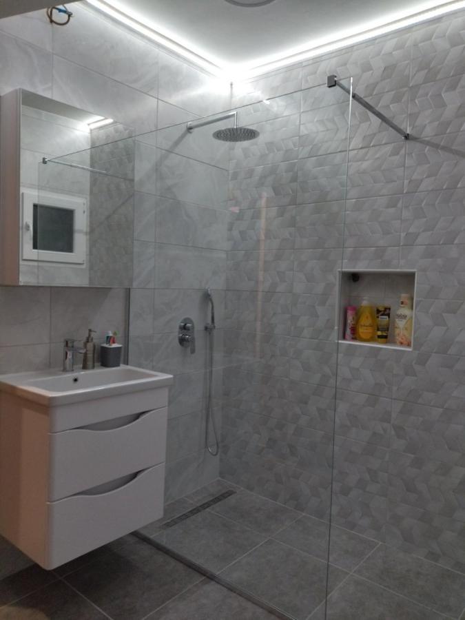 Apartment Ksenija コトル エクステリア 写真