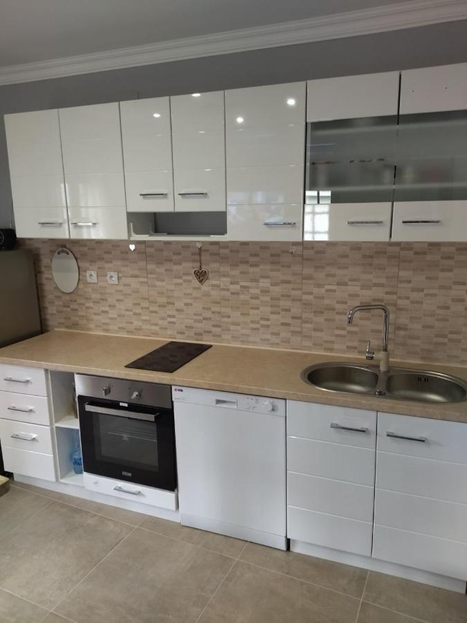 Apartment Ksenija コトル エクステリア 写真